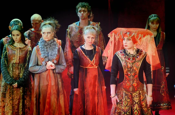 Barnaul Rusia Enero 2018 Actores Teatro Trajes Juegan Obra Plaga — Foto de Stock