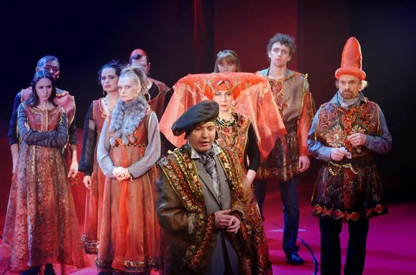 Barnaul Rusia Enero 2018 Actores Teatro Trajes Juegan Obra Plaga — Foto de Stock