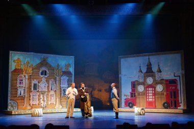 Barnaul, Rusya-27 Eylül 2020. Tiyatronun oyuncuları 