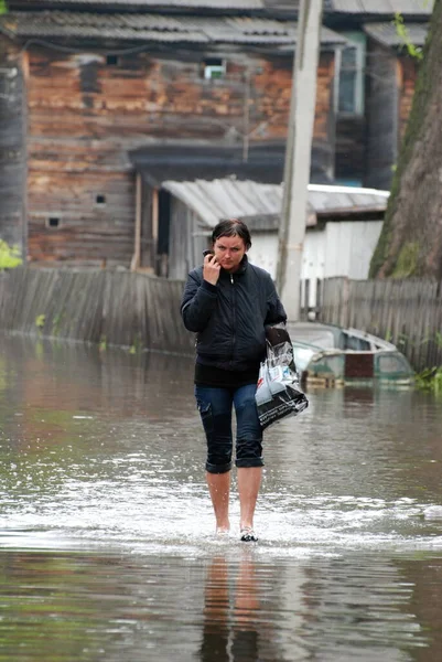 ロシア バルナウル2020年6月22日 アルタイ地方のオブ川の洪水 — ストック写真