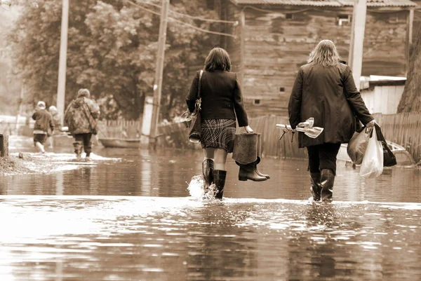 Barnaul Rusya Haziran 2020 Altai Bölgesi Ndeki Nehri Nde Sel — Stok fotoğraf