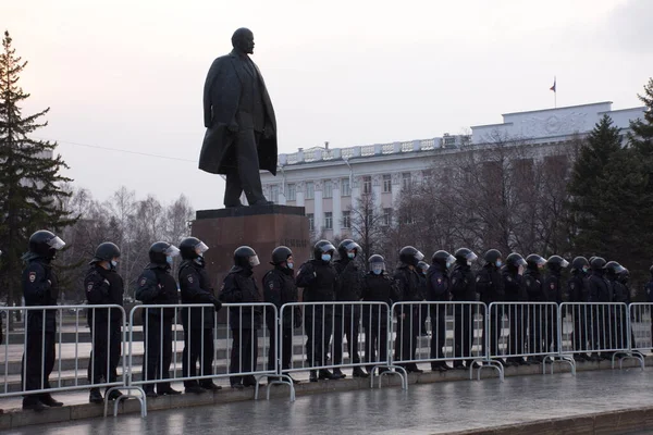 Barnaul Rosja Kwietnia 2021 Zwalczanie Demonstracji Wspierających Polityka Opozycji Aleksieja — Zdjęcie stockowe