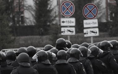 Barnaul, Rusya-21 Nisan 2021. Muhalefetteki siyasetçi Alexei Navalny 'ye destek için gösterilere darbe