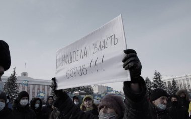 Barnaul, Rusya-23 Ocak 2021. Muhalefetteki siyasetçi Alexei Navalny 'ye destek için gösterilere darbe