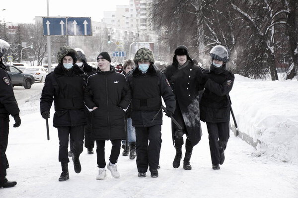 Барнаул, Россия-23 января 2021 года. Репрессии против демонстраций в поддержку оппозиционного политика Алексея Навального