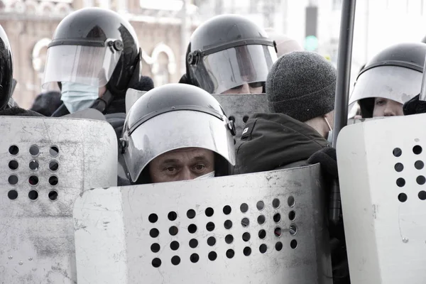 2021年1月23日 俄罗斯巴瑙尔 镇压支持反对派政治家Alexei Navalny的示威活动 — 图库照片
