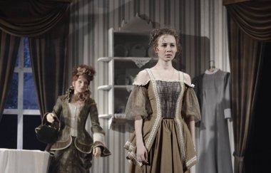 Barnaul, Rusya-30 Ağustos 2020. Tiyatro oyuncuları 