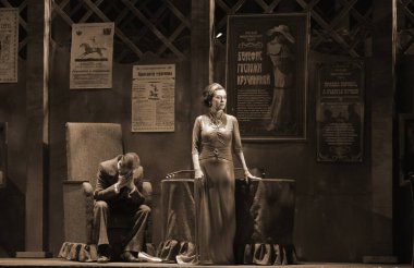 Barnaul, Rusya-30 Ağustos 2020. Tiyatro oyuncuları 