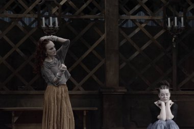 Barnaul, Rusya-30 Ağustos 2020. Tiyatro oyuncuları 