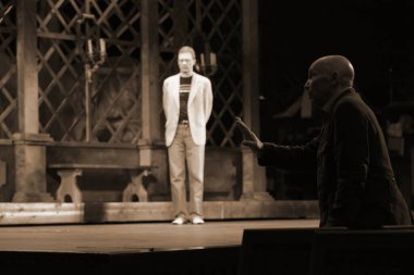 Barnaul, Rusya-30 Ağustos 2020. Tiyatro oyuncuları 