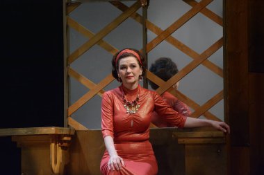 Barnaul, Rusya-30 Ağustos 2020. Tiyatro oyuncuları 