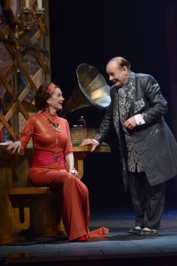 Barnaul, Rusya-30 Ağustos 2020. Tiyatro oyuncuları 