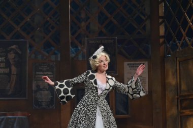 Barnaul, Rusya-30 Ağustos 2020. Tiyatro oyuncuları 