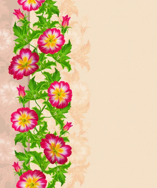 Borda floral vertical, padrão, folhas verdes, prímula vermelha sem costura — Fotografia de Stock