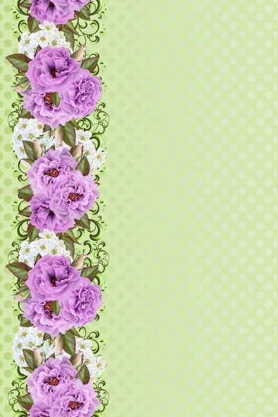 Patroon, naadloze. Verticale floral rand. Bloem slinger van paarse rozen en witte bloemen. — Stockfoto