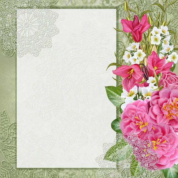 Una postal de época. Estilo antiguo. Ramo de ciclamen magenta, rosas rosadas, anémonas blancas sobre fondo pastel, tarjeta de invitación . — Foto de Stock