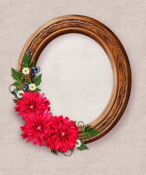 Marco de madera oval. Ramo de crisantemo rojo. Composición floral. Estilo vintage . — Foto de Stock