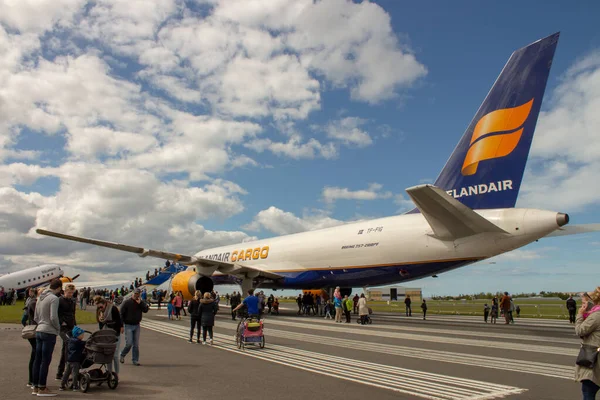 İzlanda Boeing 757-200PF kargo uçağı 3 Haziran 2017 'deki bir uçak fuarından.