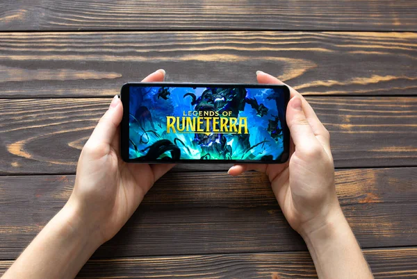 Lviv Ukraine Oktober 2020 Handyspiel Legends Runeterra Auf Modernen Smartphones — Stockfoto