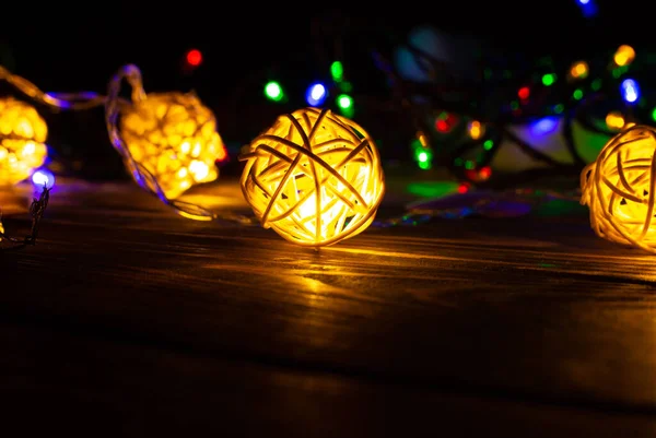 Luces Navidad Cerca Foto Ambiente Acogedor Noche Tiempo Festivo Concepto —  Fotos de Stock