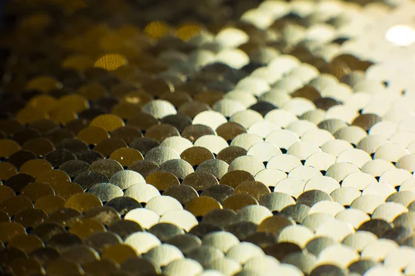 Tessuto Dorato Con Paillettes Rotonde Panno Glitter Squamoso Foto Vicino — Foto Stock