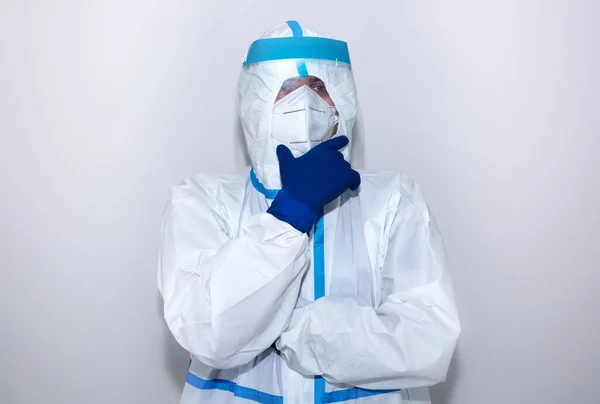 Médecin Portant Une Combinaison Protection Médicale Lunettes Masque Gants Protection — Photo
