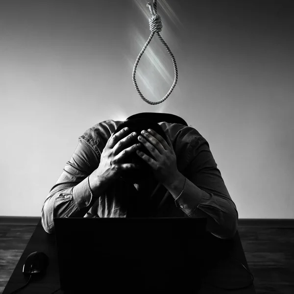 Noose Está Acima Funcionário Escritório Conceito Suicídio Pendurado Por Causa — Fotografia de Stock