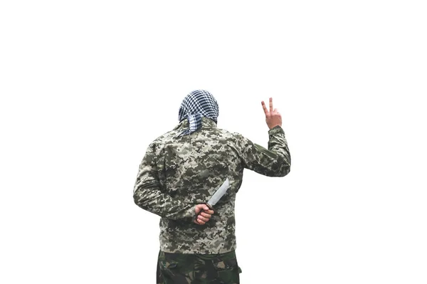 Soldat Står Kamouflage Uniform Isolerad Vit Bakgrund Checkade Keffiyeh Shemagh — Stockfoto