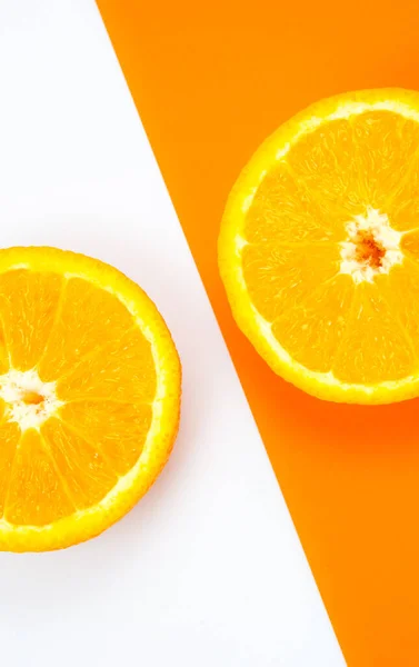 Κοντινή Φωτογραφία Του Orange Fruit Λευκό Και Πορτοκαλί Φόντο Εσπεριδοειδή — Φωτογραφία Αρχείου