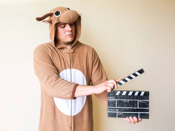 Homme Costume Cosplay Tenant Clapperboard Noir Gars Pyjama Animal Drôle — Photo