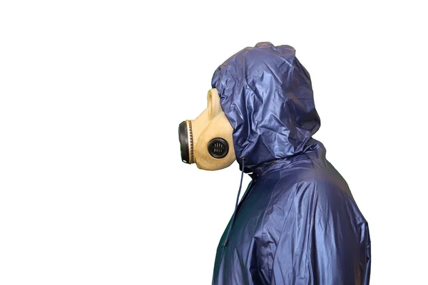 Homem Com Máscara Gás Isolado Fundo Branco Influência Radiação Poluição — Fotografia de Stock