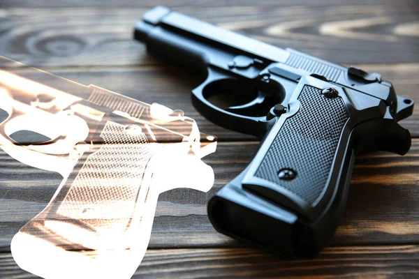 Pistola Con Sombra Sobre Fondo Madera Legalización Del Arma — Foto de Stock