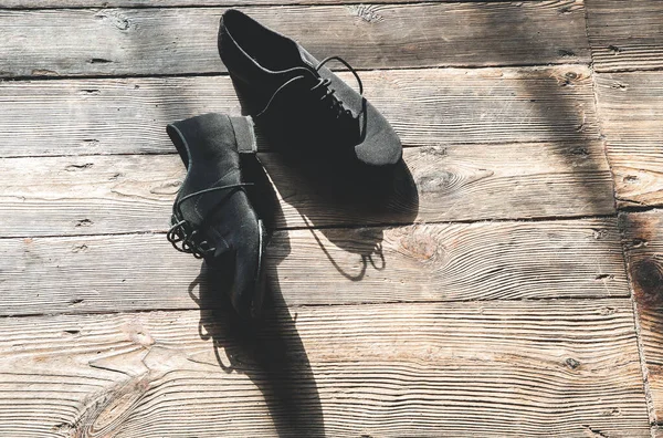 Professional Black Ballroom Dance Shoes Lie Wooden Floor — Stock Photo, Image