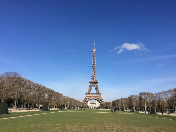 Tour Eiffel v Paříži — Stock fotografie