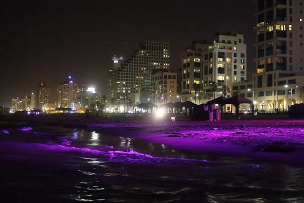 Playa de noche en Tel aviv — Foto de Stock