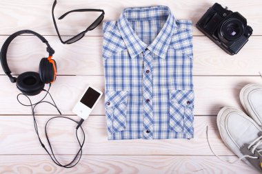 Kıyafet Gezgin, öğrenci, genç adam.