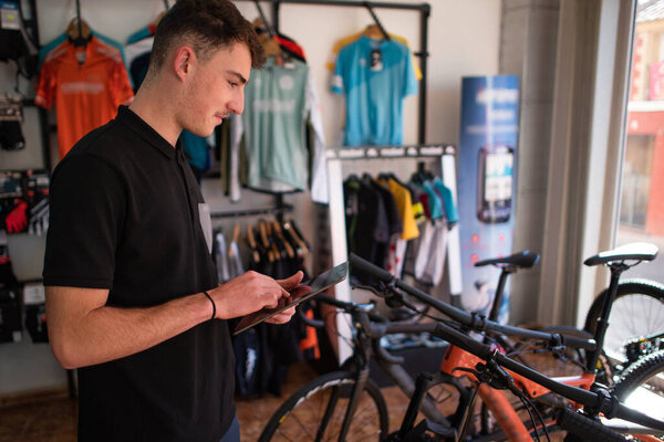 Shop specialized in selling bicycles and fixing them