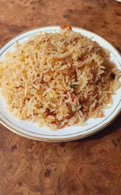 Domates aromalı pilav.