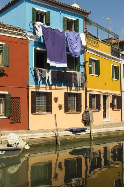 Dettaglio a Burano, un'isola ricca di colori nella laguna di Venezia — Foto Stock