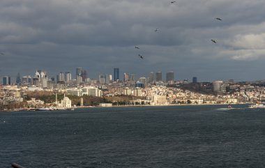 Biri Dolmabahçe Sarayı Istanbul dünyanın en görkemli saraylar. Boğaz manzarası.