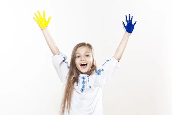 Nakış el sarı ve mavi renkler ile genç kız Telifsiz Stok Imajlar