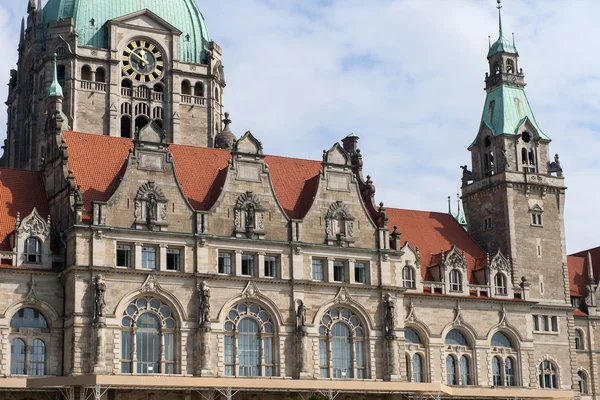市政厅在汉诺威在夏季的一天 — 图库照片