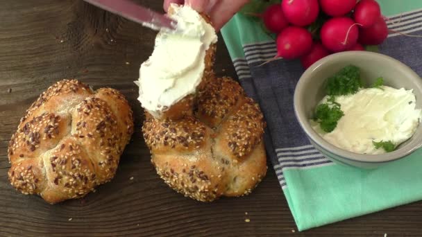 Fresh mascarpone cheese and crunchy bread — Stock Video