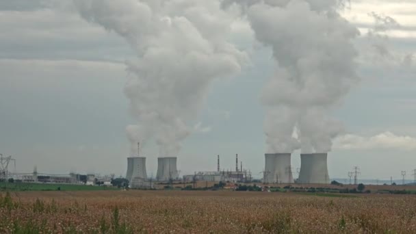 Kyltorn Ett Kärnkraftverk Kärnkraftverk Dukovany Vysocina Region Tjeckien Europa — Stockvideo