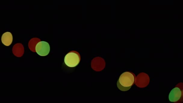 Świąteczna girlanda wielu migających, migających wielobarwnych świateł LED. 4K — Wideo stockowe