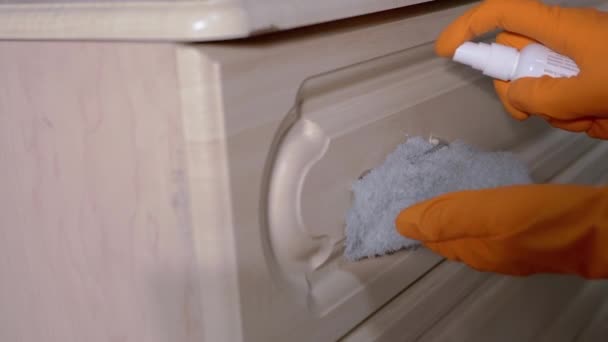 Female Hands in Rubber Gloves Cleans Surface Handle with Spray, Microfiber Rag — Stock Video