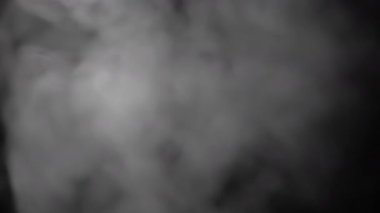 Bu duman görselleri, benzersiz çekiciliğiyle filmleri, fotoğrafçılığı ve grafik tasarım projelerini geliştirir.