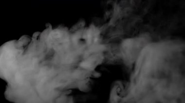 Karmaşık duman desenleri ile esrarengiz deneyimler, sanatsal projeler için mükemmel.