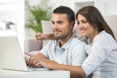 online alışveriş yapmak için kredi kartı ile kaç