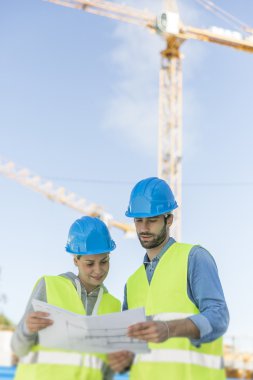 Mühendisler sitesi planları kontrol binasında